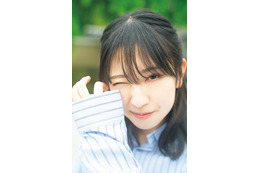 日向坂46・金村美玖、写真集から「19歳のありのまま」収めた厳選カット公開に! 画像
