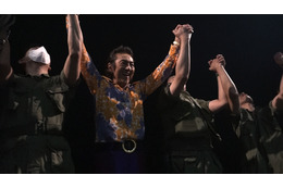 主演舞台「ミス・サイゴン」で体力の限界に挑む市村正親 俳優・父としての素顔に『情熱大陸』密着 画像