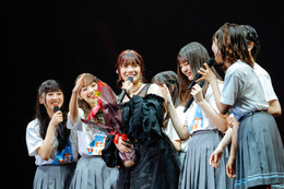 日向坂46・宮田愛萌、クリスマスライブで涙ながらに卒業の挨拶 メンバーやファンへの感謝語る 画像