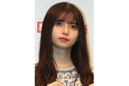 乃木坂46のYouTubeに寺門ジモンが登場!?　お肉大好き齋藤飛鳥に“肉の食べ方”をレクチャー 画像