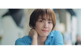 新垣結衣、“香り”をイメージして1人5役に挑戦!クールなショートカットも披露 画像