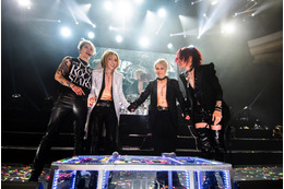 YOSHIKI率いるTHE LAST ROCKSTARS、デビューツアー完走！LAでファイナル 画像