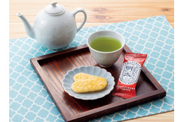 レトロ可愛い箱が間違い探しに!ふくやが明太子味せんべいを発売 画像