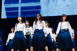 櫻坂46三期生、『おもてなし会』開催!デビュー曲「夏の近道」を“11人”で披露 画像