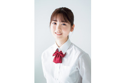 乃木坂46・筒井あやめ、日向坂46・上村ひなのらのキュートな制服ポストカードが一挙公開! 画像