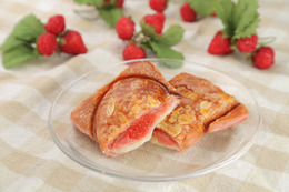銀だこクロワッサンたい焼き新作「濃い あまおう いちごみるく」発売!いちご使用量2倍に 画像