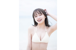 日向坂46・影山優佳、プライベートでも着たことがない水着カットが初解禁！ 画像