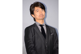 仲村トオル、娘を溺愛 スクールバスを尾行した過去 画像