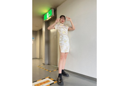 NMB48・平山真衣、ちょっぴりセクシー！レアなミニ丈チャイナ服姿を披露 画像