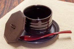 とんでん看板商品を自宅で!「名物ジャンボ茶わんむし」が器とセットで販売 画像