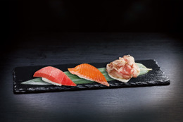 くら寿司、バリエ豊富なとろ＆サーモン楽しめる「極上とろサーモン」フェアを期間・数量限定で開催 画像