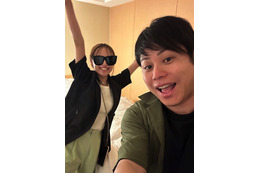 ノンスタ井上、妻と最新宿泊型リアル脱出ゲームに参加!変装中の妻との2ショット公開 画像
