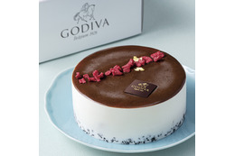 ゴディバ、厳選チョコ&ヨーグルト風味アイス&ベリームースのアイスケーキを数量限定販売 画像