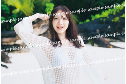 乃木坂46・田村真佑、1st写真集の書店別ポストカード絵柄が公開! 画像