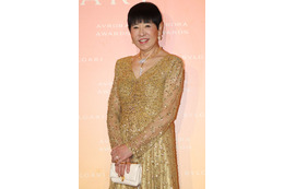 『FNS歌謡祭』和田アキ子×新しい学校のリーダーズのコラボが話題! 画像