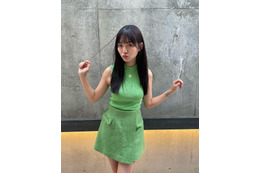 グラドル豊田ルナ、グリーンのノースリーブ+ミニスカショットが好評 画像