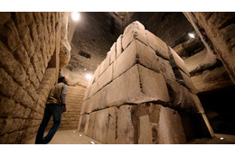 巨大ピラミッドの謎を日本初撮影!4300年前の鮮やかな壁画を高精細8Kカメラで 画像