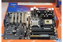 インテル、中位クラス向けのHyper-Threading対応Pentium4と新チップセット 画像