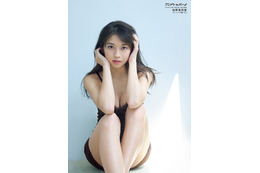 モーニング娘。’23・牧野真莉愛がリラックスした表情で水着姿!『アップトゥボーイvol.332』表紙に登場 画像