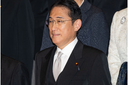 「取りすぎたから減税する?アホか」呂布カルマ、岸田政権の経済政策をバッサリ 画像