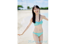 有岡ちひろ、爽やかな水着姿を披露!『アップトゥボーイ』7ページにわたり登場 画像