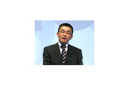 携帯がロボットに!? 「iida」新ラインアップ大量追加 画像