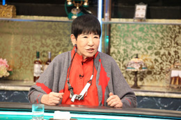 和田アキ子、『人志松本の酒のツマミになる話』初登場!“色恋話”に大照れ?! 画像