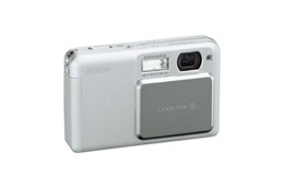 生活防水仕様のコンパクトデジカメ「COOLPIX S2」の発売が7月8日に決定 画像