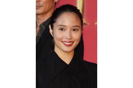 広瀬アリス、安藤政信を執拗に追いかけて質問攻め「キス上手いの?」 画像