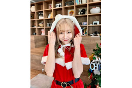 須田亜香里、クリスマス限定のサンタコスを公開しファン喜び「好きになってしまう」 画像