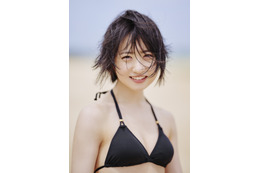 かすみ草とステラ、小柴美羽・有岡ちひろ・比賀ハルのソロデジタル写真集が書籍化! 画像