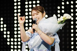 渋谷凪咲、NMB48卒業公演で今後の活躍誓う「これからもなぎさ前で待ち合わせやで!」 画像