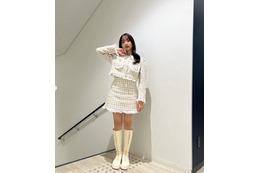 「美しすぎる」森香澄、ミニスカ白ブーツで仕事納めを報告 画像