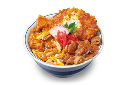 かつや、新メニュー「トリプルカツ丼」期間限定発売 画像