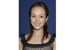 牧瀬里穂、夫・NIGO氏とのツーショット写真公開し反響「美しすぎる!」 画像