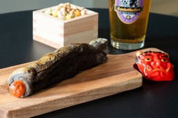 えっ、「恵方巻ピザ」!?石窯で焼く期間限定商品 画像