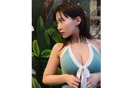 「ナイスバディ!」田中美久、美バストがまぶしいナイトプールショット公開 画像