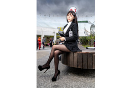 スラリと伸びた美脚&黒タイツが魅力的…『ブルアカ』リオ会長、修学旅行で台湾へ!? 画像