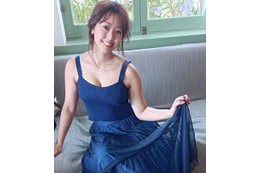 元警察官・田中杏樹、デジタル写真集からセクシーオフショット公開 画像