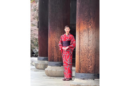 東レキャンペーンガール・間瀬遥花、しっとり浴衣に！一足早くポスター完成を報告 画像