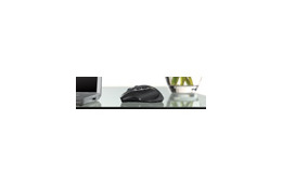 ロジクール、ガラス面でも使えるワイヤレスレーザーマウスを10月30日に発売 画像