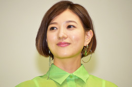 伊藤千晃、長男の小学校入学を報告!元AAA・浦田直也も思わず「はやっ」 画像