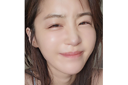 休井美郷のどアップすっぴんショットにファン注目「肌がきれいすぎ!」 画像