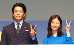 吉高由里子、小栗旬にツッコミ「嬉しそうに喋ってよ!」「ちょっと~ガチガチよ~?」 画像