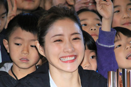 石原さとみ、主演映画の監督から陰口!?ついたアダ名は「圧」 画像