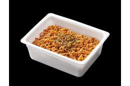 5万食突破!焼肉きんぐ「アレンジ自由 ペヤングソースやきそば」がヒット 画像