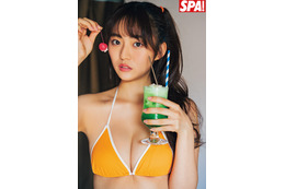 豊田ルナ、昭和レトロなグラビアに挑戦！ 美ヒップあらわな大胆ショットも 画像