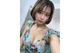 平嶋夏海、くびれ際立つ美スタイル! 撮影オフショにファン「色気が半端ない」「鼻血止まらん…」 画像