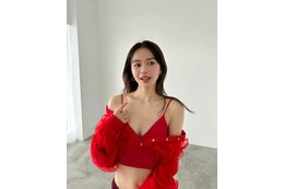 山本舞香、美ボディ露出の撮影オフショ!「素敵すぎる」とファン熱視線 画像