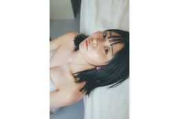 写真集話題のアンゴラ村長、未公開カット解禁&コメント発表「こんなに買っていただけるとは思わず…」 画像